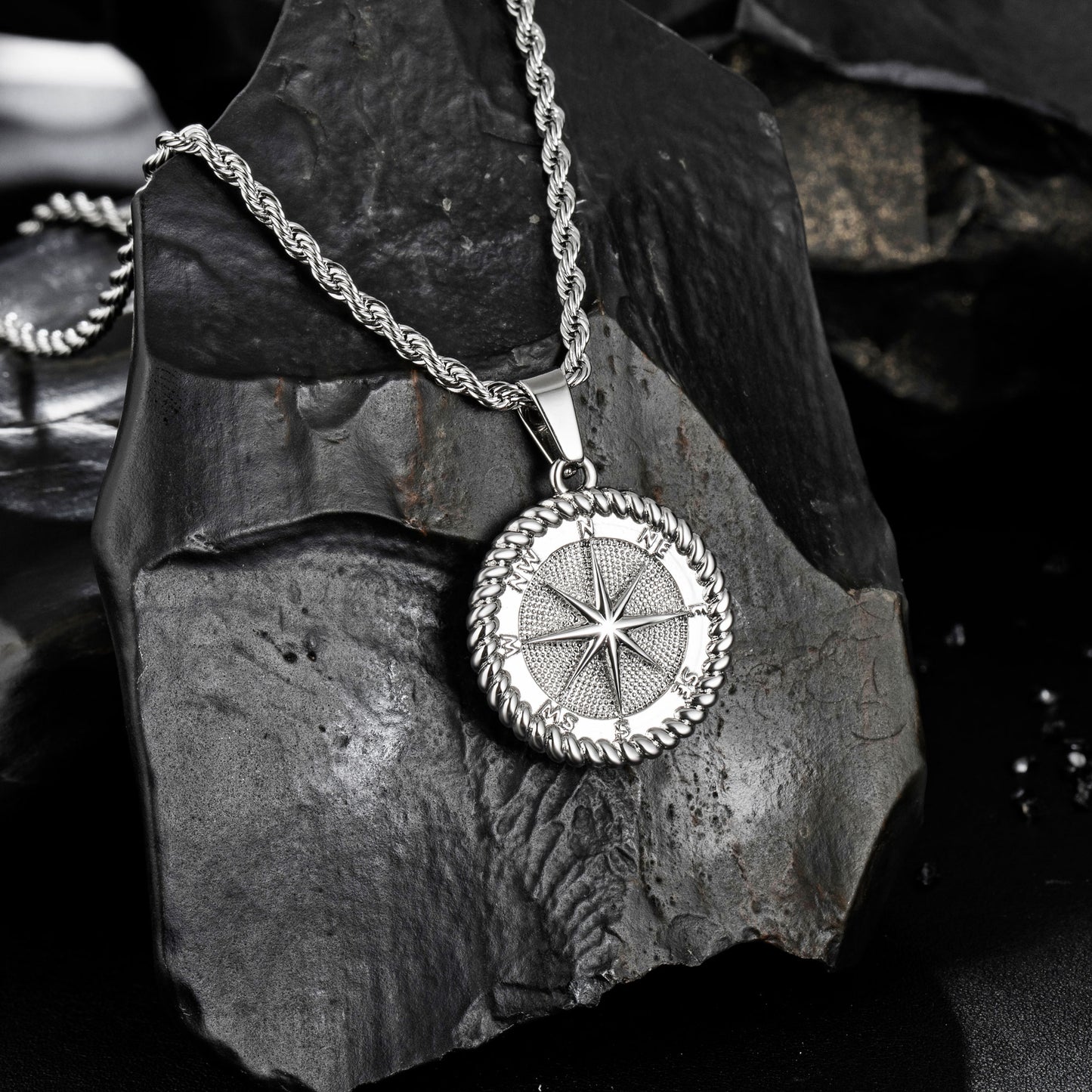 Compass Pendant Necklace Twisted Rope Chain N00372