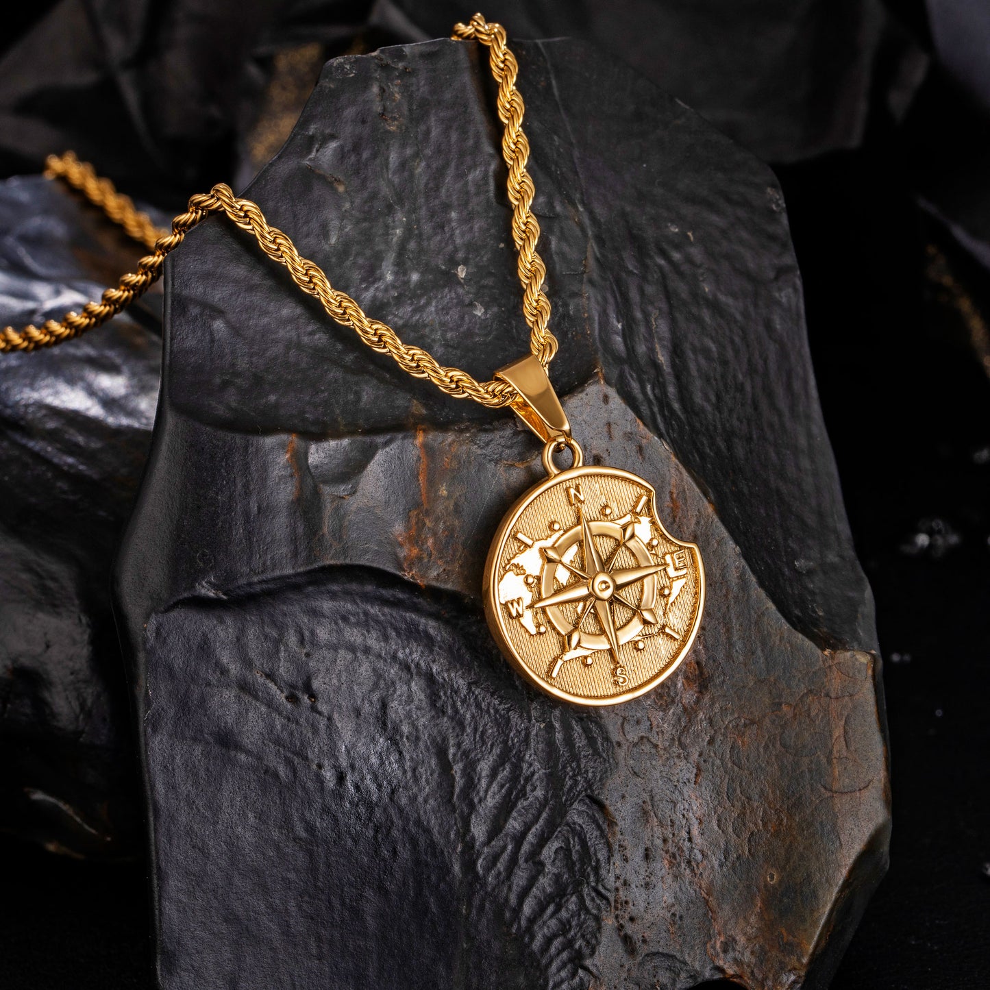 Gold Apple Compass Pendant Necklace Twisted Rope Chain N00390