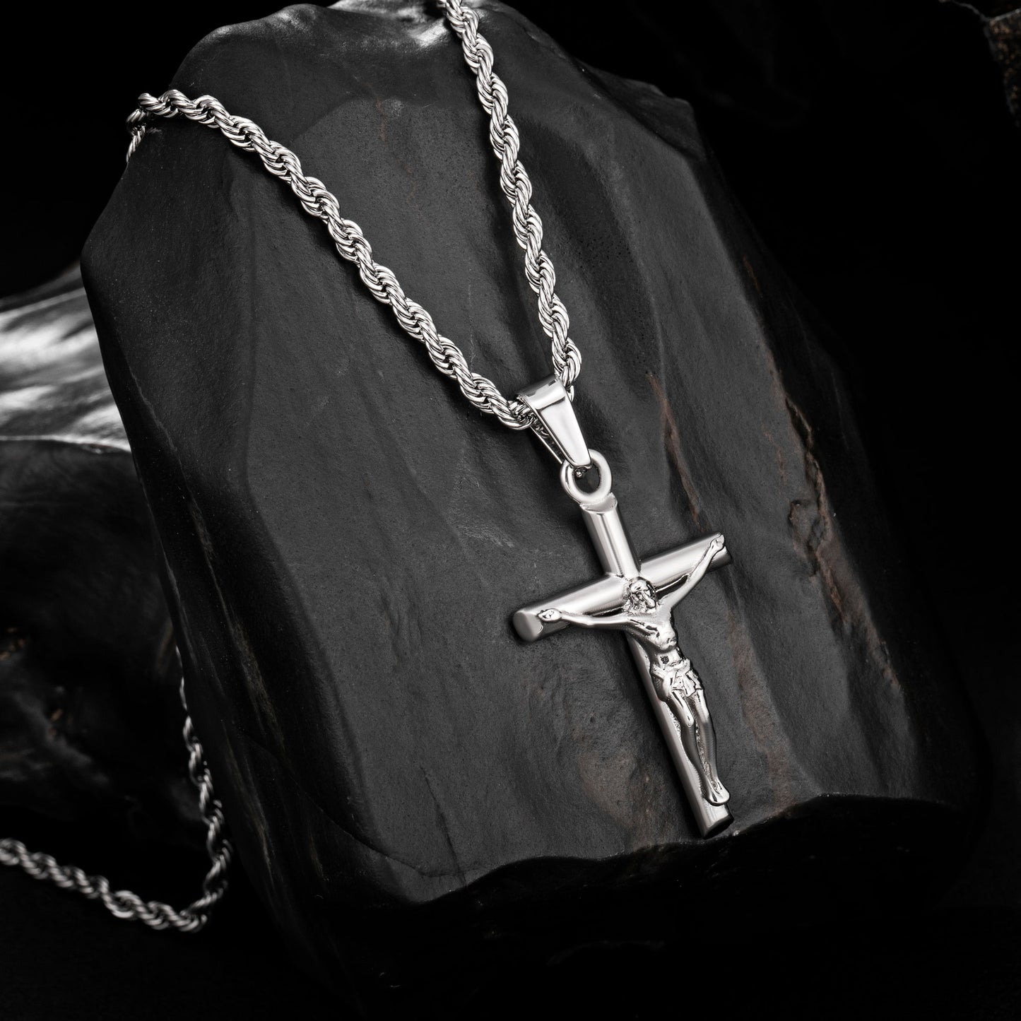 Silver Jesus Pendant Necklace Twisted Rope Chain N00417