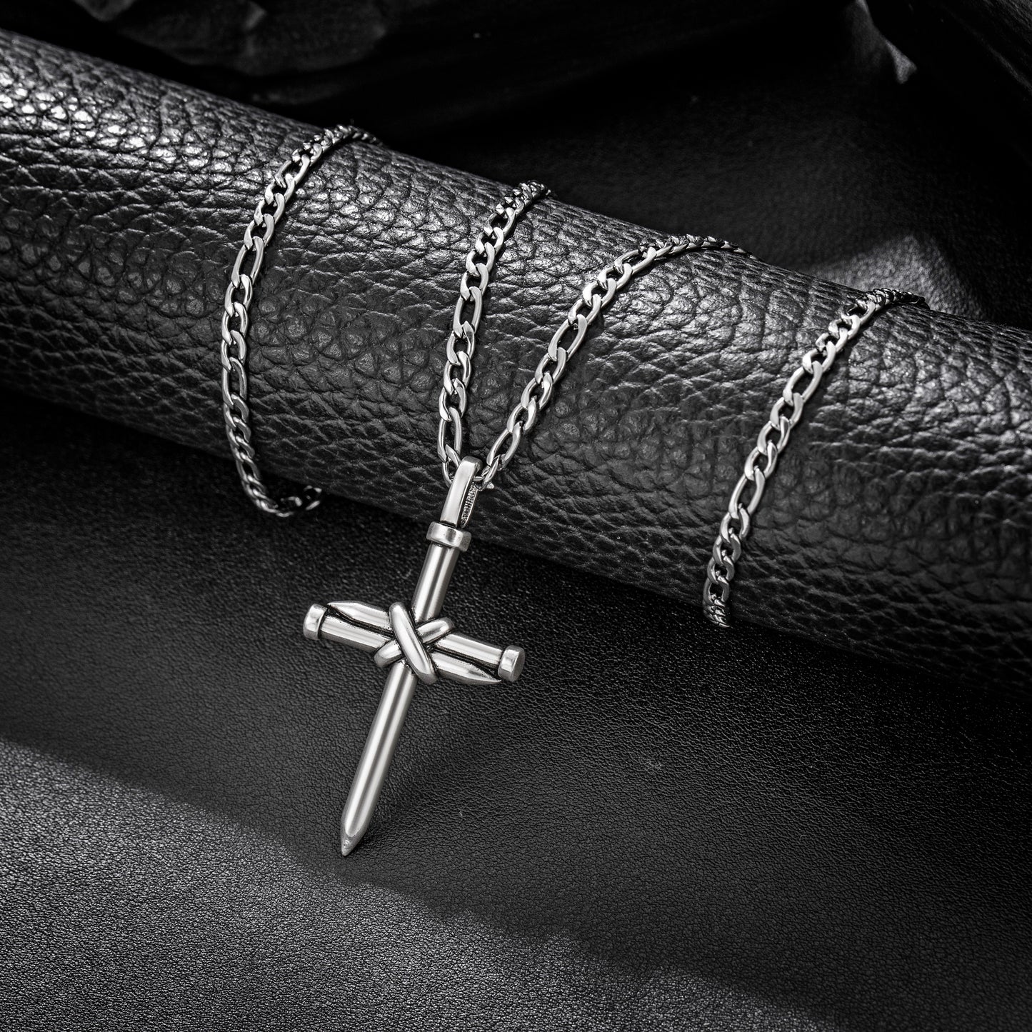 Antique Silver Nail Cross Necklace Figaro Chain N01606