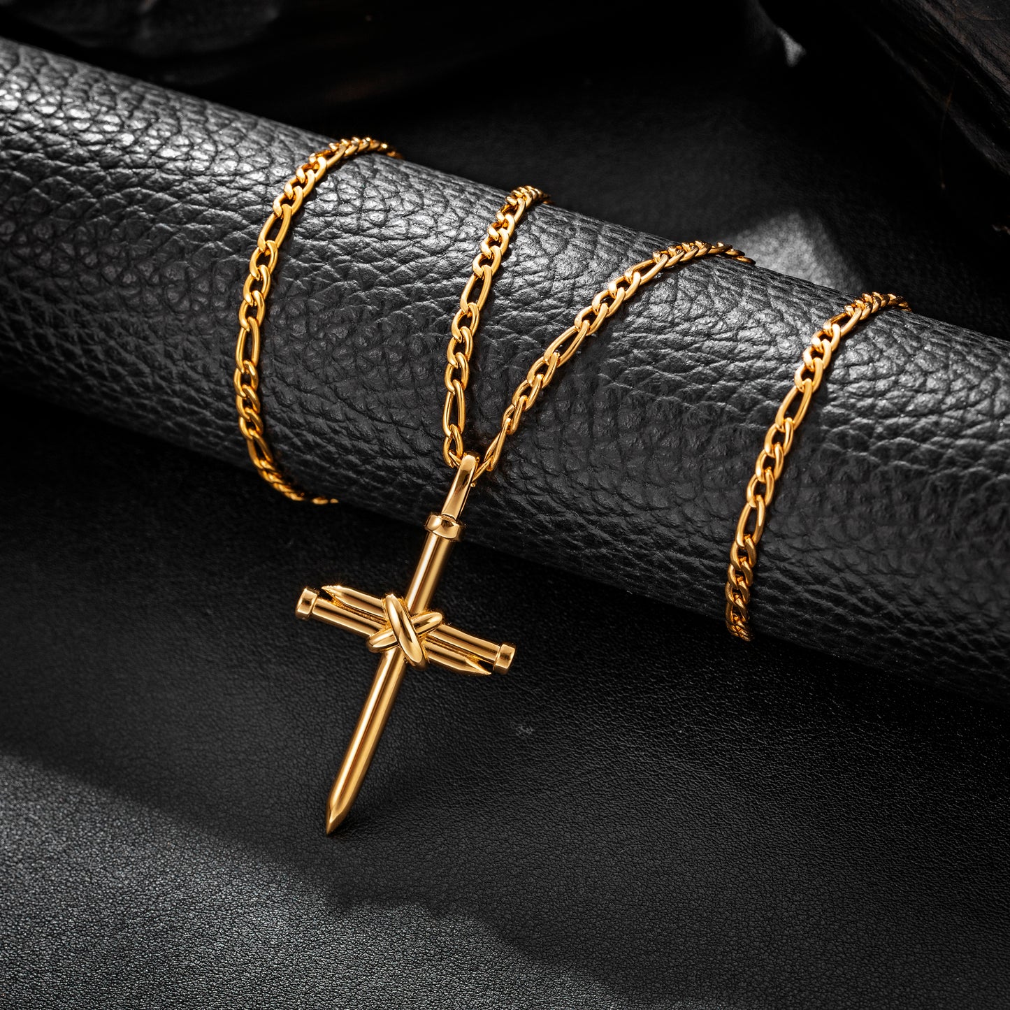 Gold Nail Cross Necklace Figaro Chain N01617