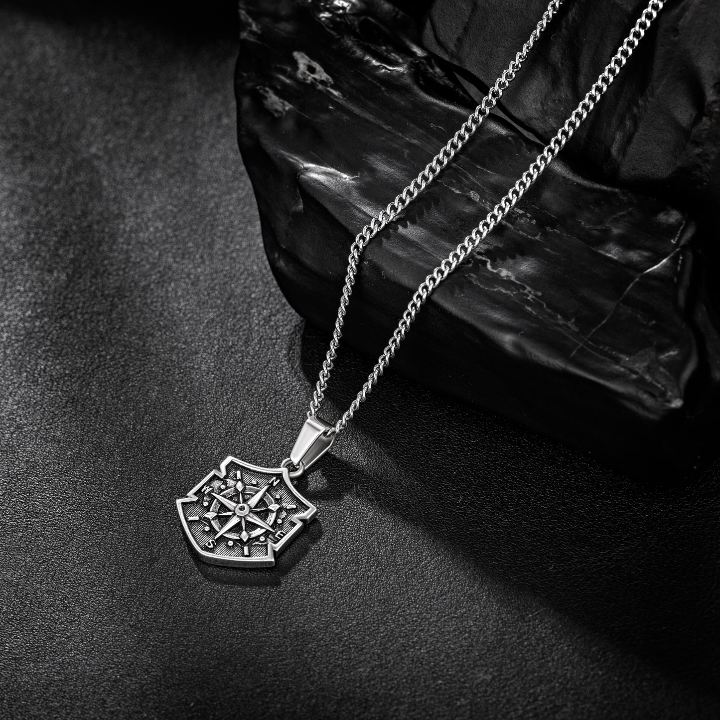 Antique Silver Shield Compass Pendant Necklace Curb Chain N00557