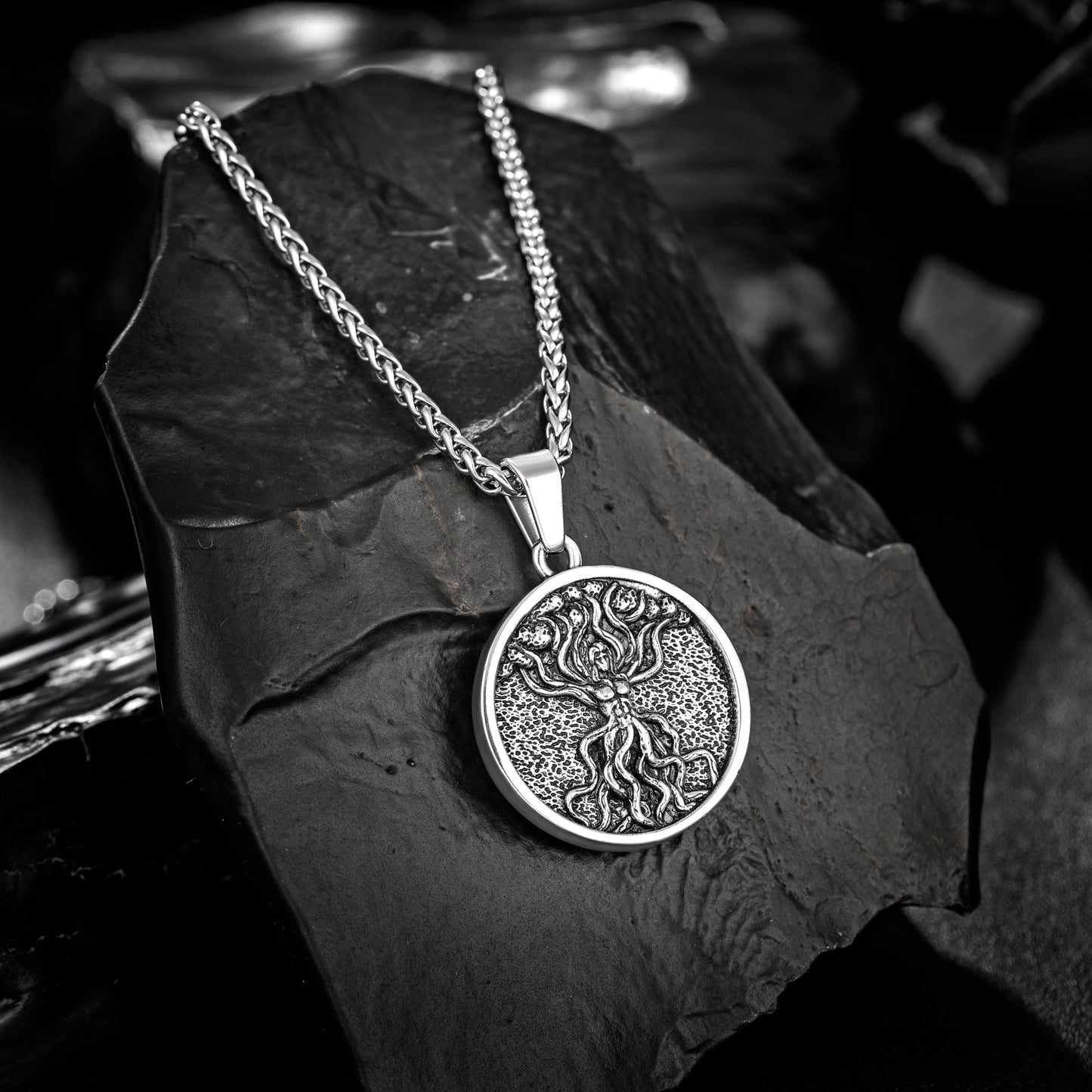 Antique Silver Tree of Life Pendant Necklace Wheat Chain N00605