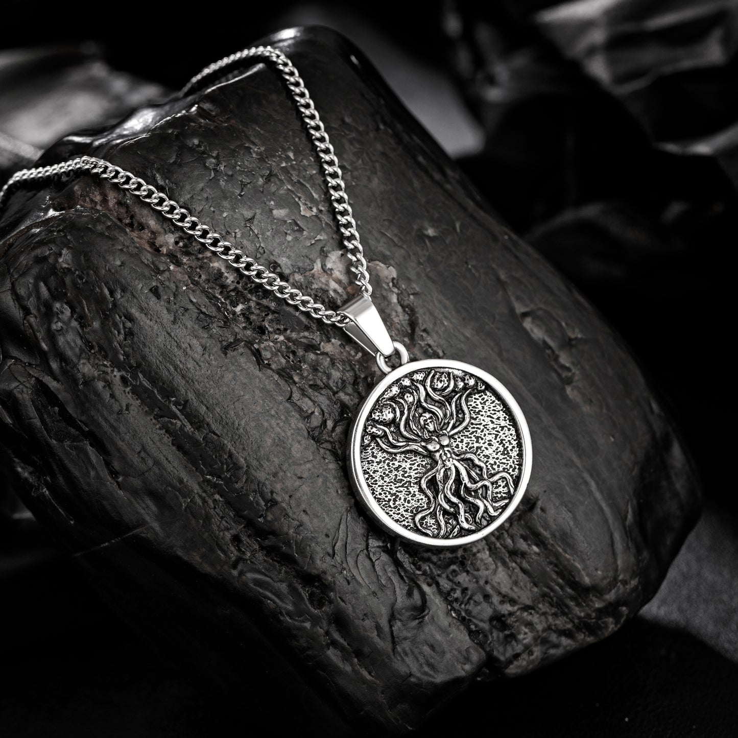 Antique Tree of Life Pendant Necklace Curb Chain N00601