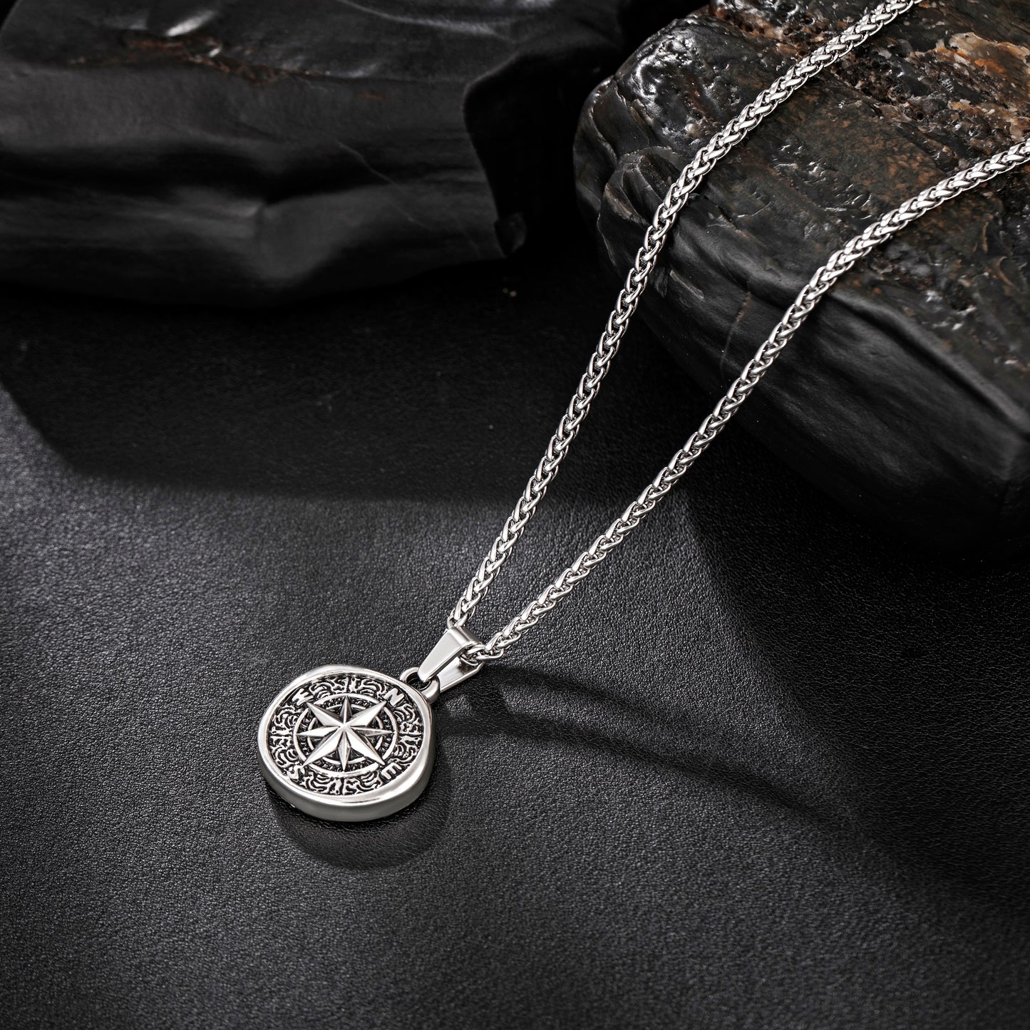 Antique Silver  Compass Pendant Necklace Wheat Chain N00704