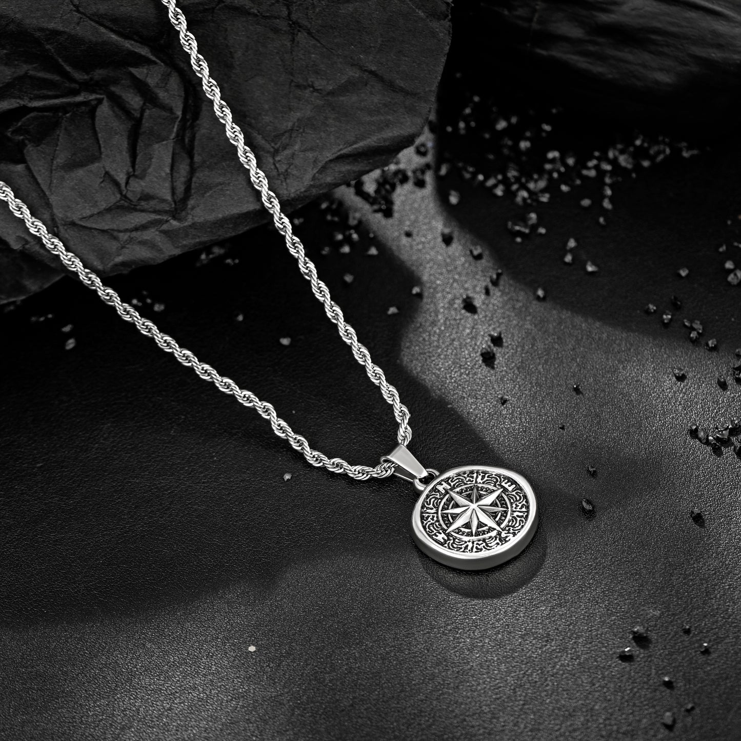 Antique Silver Compass Pendant Necklace Twisted Rope Chain N00703