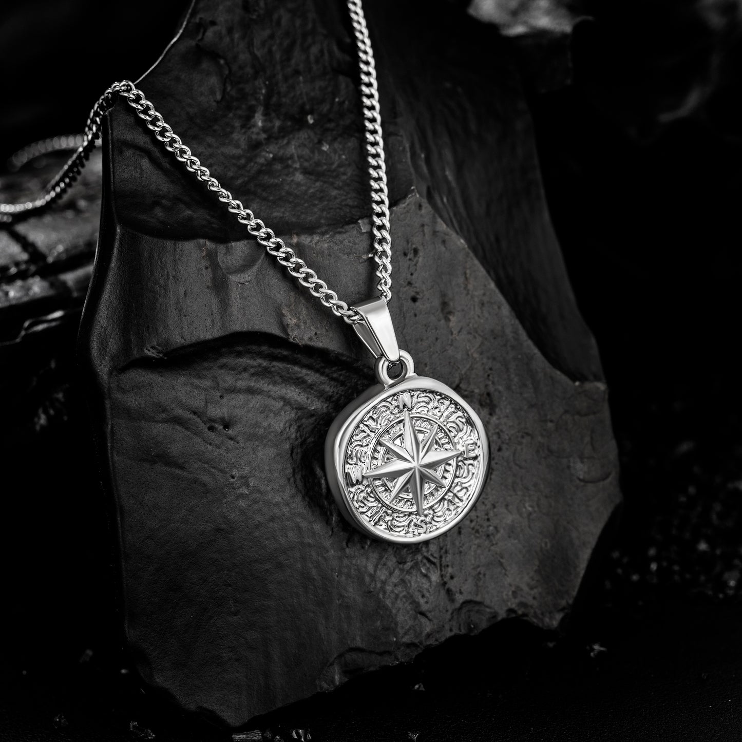 Silver Compass Pendant Necklace Curb Chain N00689