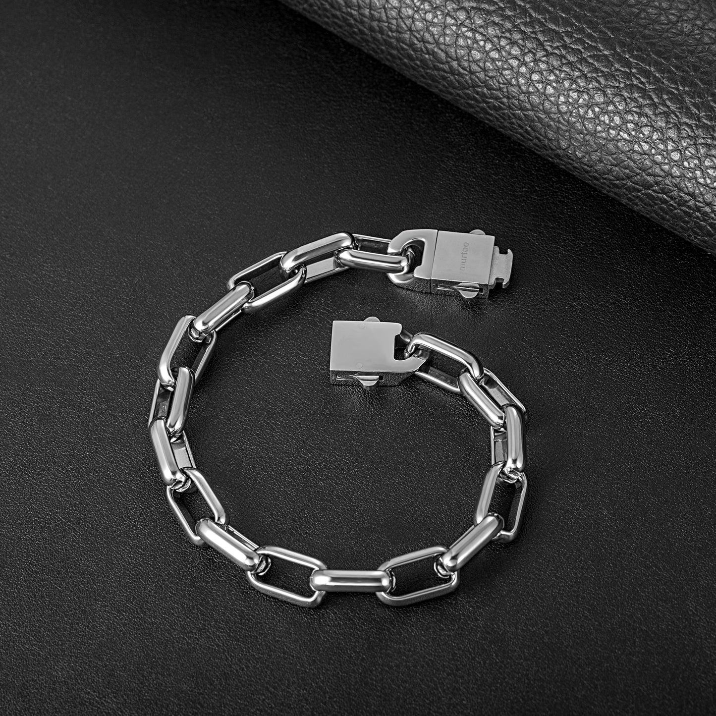 9mm steel bracelet B00407